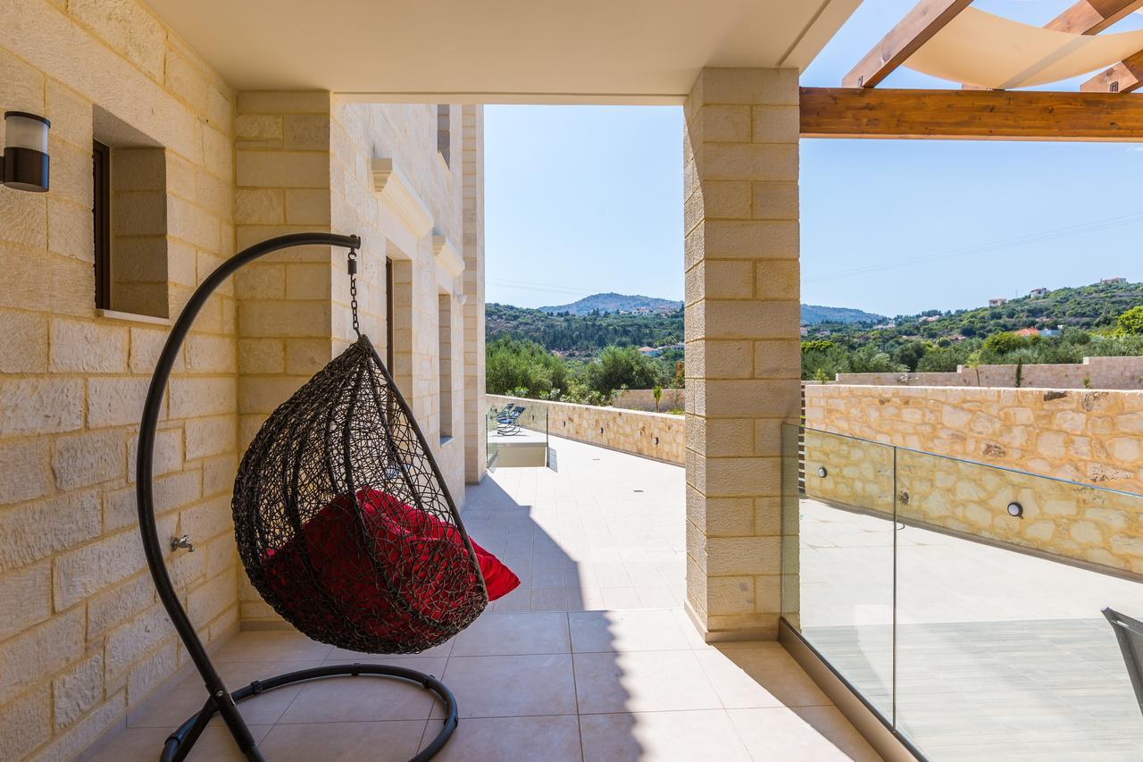 Eudora Luxury Stone Villa 阿尔米里达 外观 照片