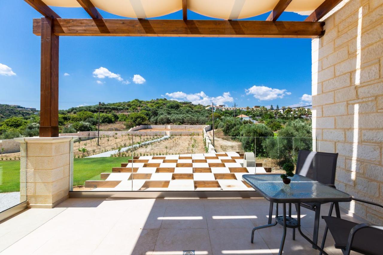 Eudora Luxury Stone Villa 阿尔米里达 外观 照片